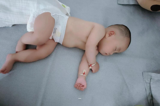 江阴哭泣宝宝魔法眼泪